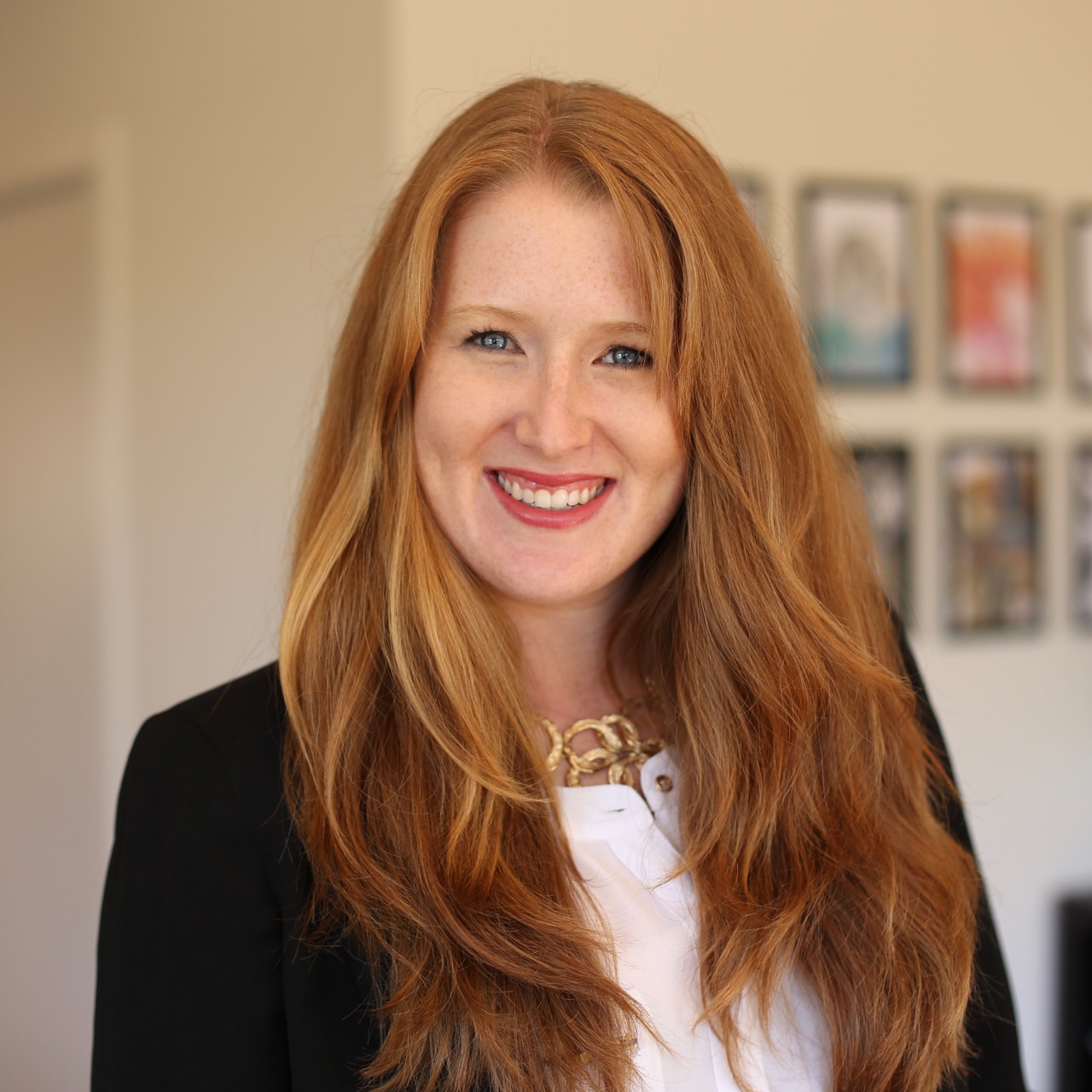 Alicia Lykos Headshot